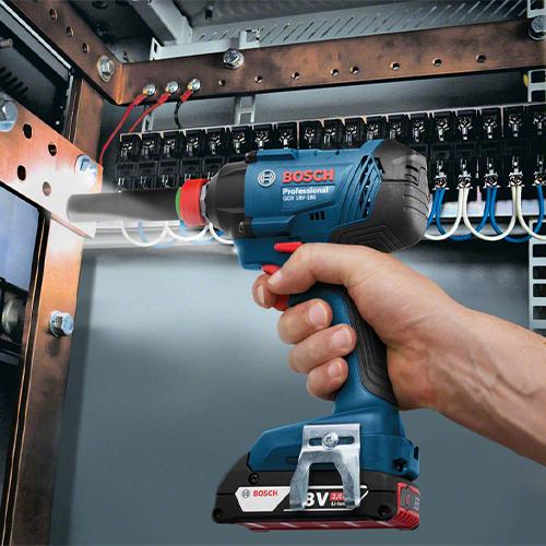 Skrutkovač BOSCH AKU/GSR18V-50 2x5,0Ah + L-Boxx