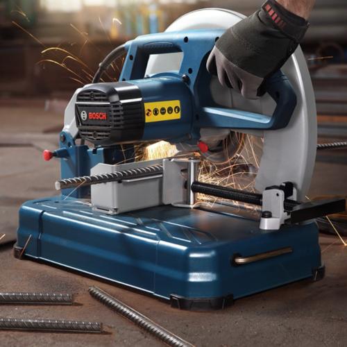Pila na řezání kovu BOSCH GCO 14-24 J