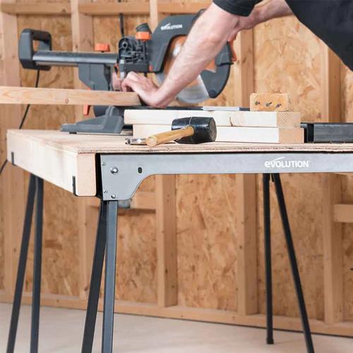 Stojany EVOLUTION so skladacími nohami - 2 pracovné kozy