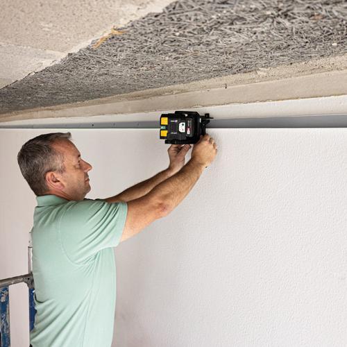 Samonivelační liniový křížový laser STABILA LAX500G 7-dílný